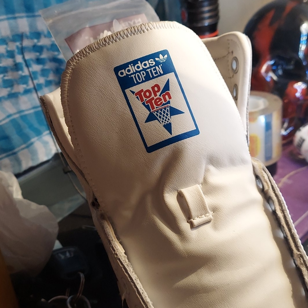 Adidas sneakers 1978